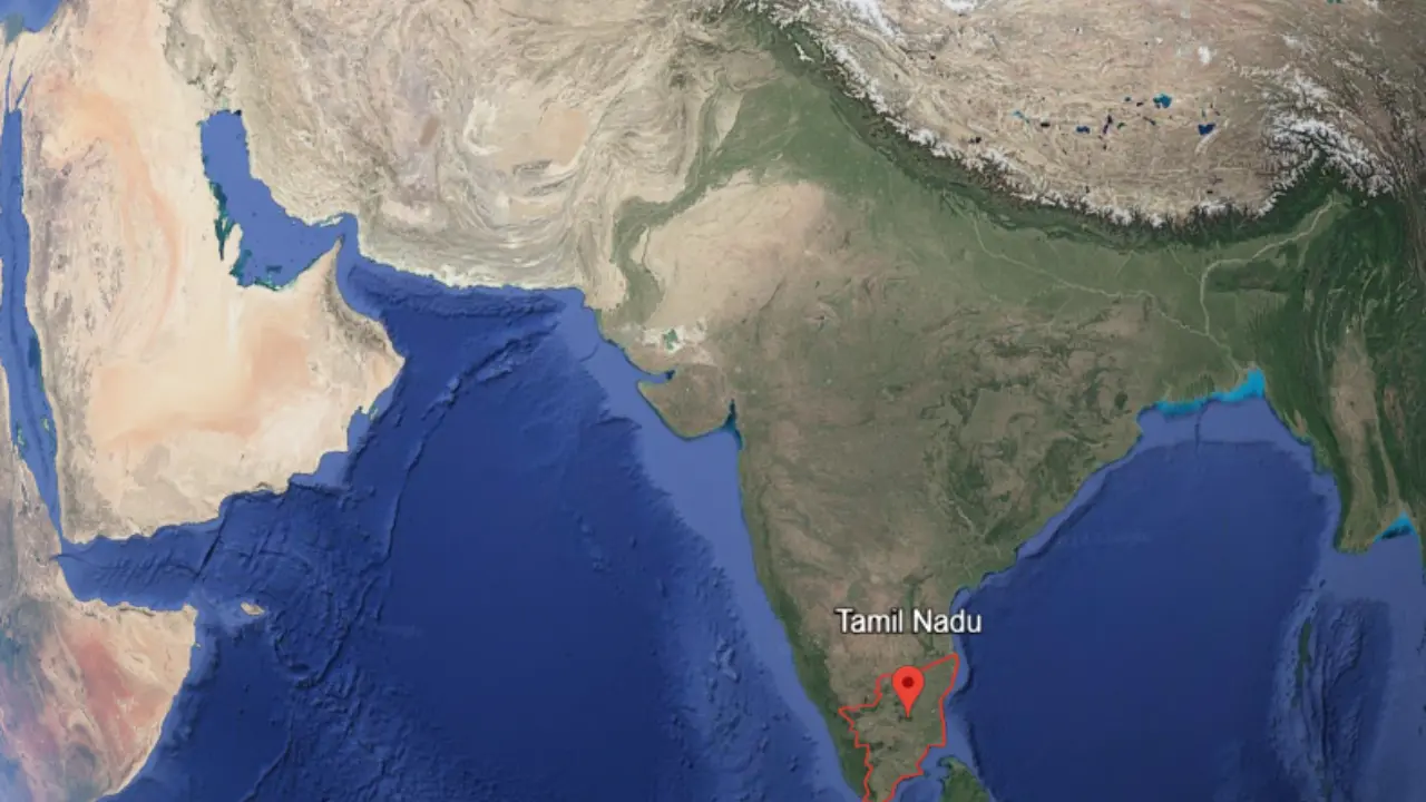 Tamil nadu in red circle area, What is Tamil Nadu